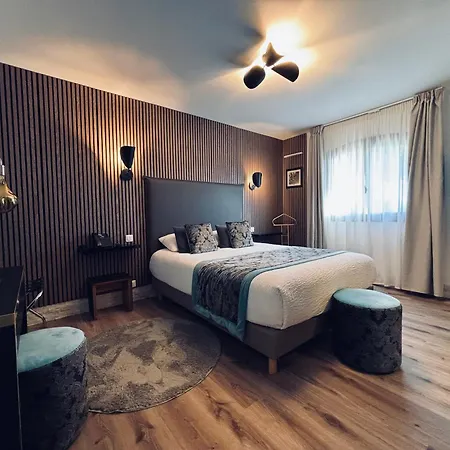 Le Confidentiel & 4* Saint-Raphaël