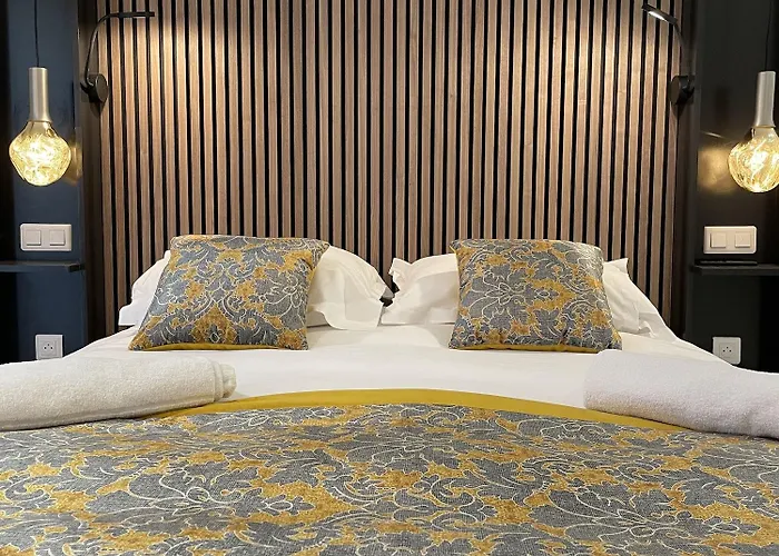 Le Confidentiel & Hotel