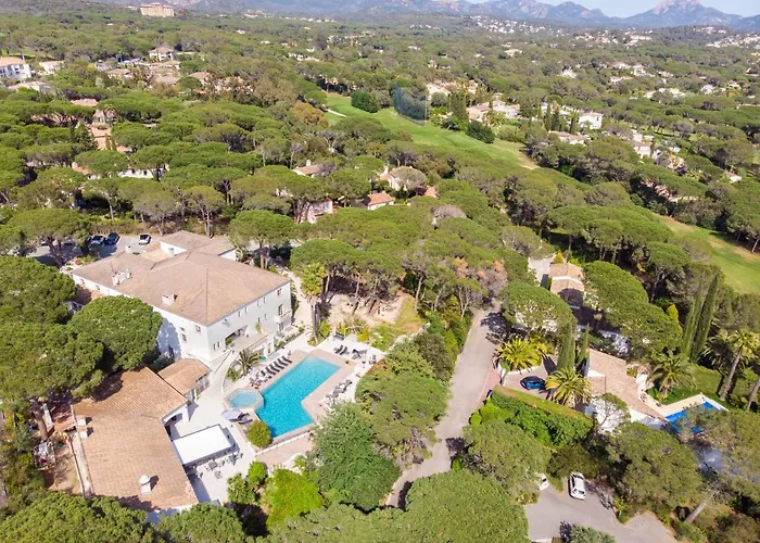 Le Confidentiel & Hotel