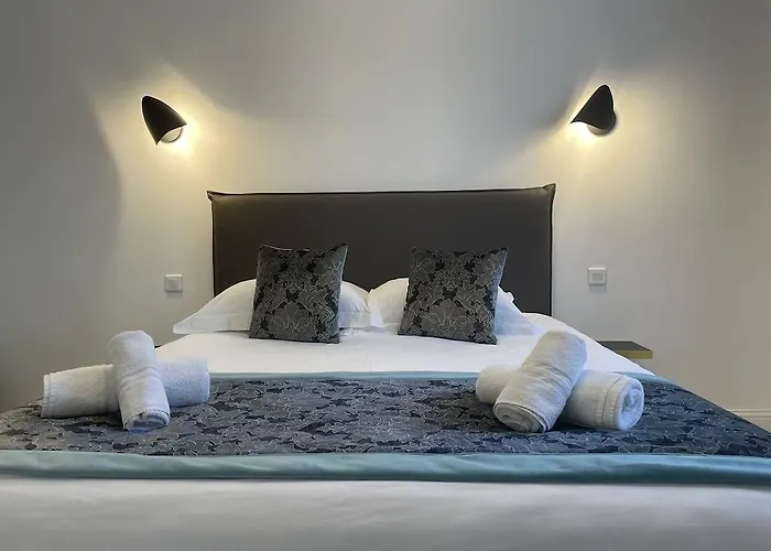 Le Confidentiel & Saint-Raphaël