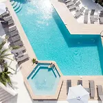 Le Confidentiel & 4* Saint-Raphaël