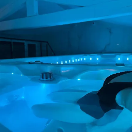 Le Confidentiel Hotel