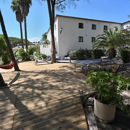 Le Confidentiel Hotel 4*