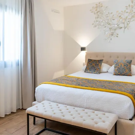 Le Confidentiel & 4* Saint-Raphael (Var)