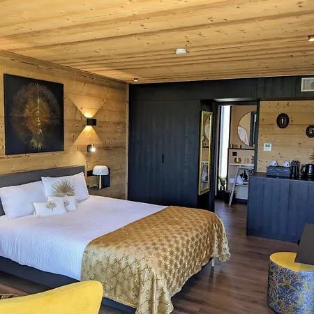 Le Confidentiel Hotel