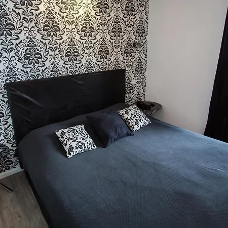 Hotel Le Confidentiel &