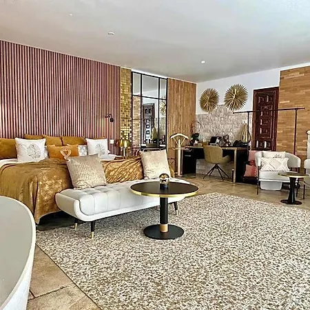 Hotel Le Confidentiel &