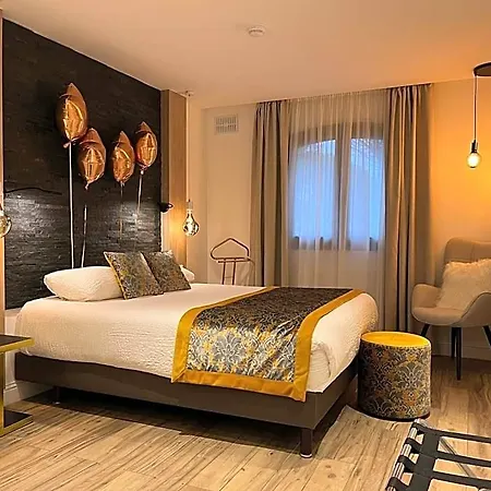 Le Confidentiel & 4* Saint-Raphaël
