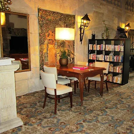 Hotel Le Confidentiel & 4*
