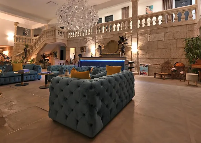 Hotel Le Confidentiel & Saint-Raphaël