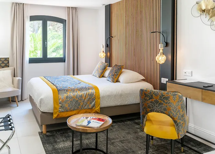 Le Confidentiel & Saint-Raphaël