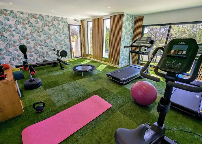 Le Confidentiel & 4* Saint-Raphaël