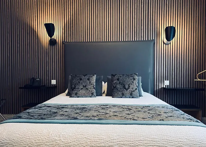 Hotel Le Confidentiel & 4*