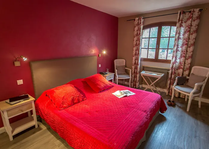 Le Confidentiel & Szálloda Saint-Raphaël